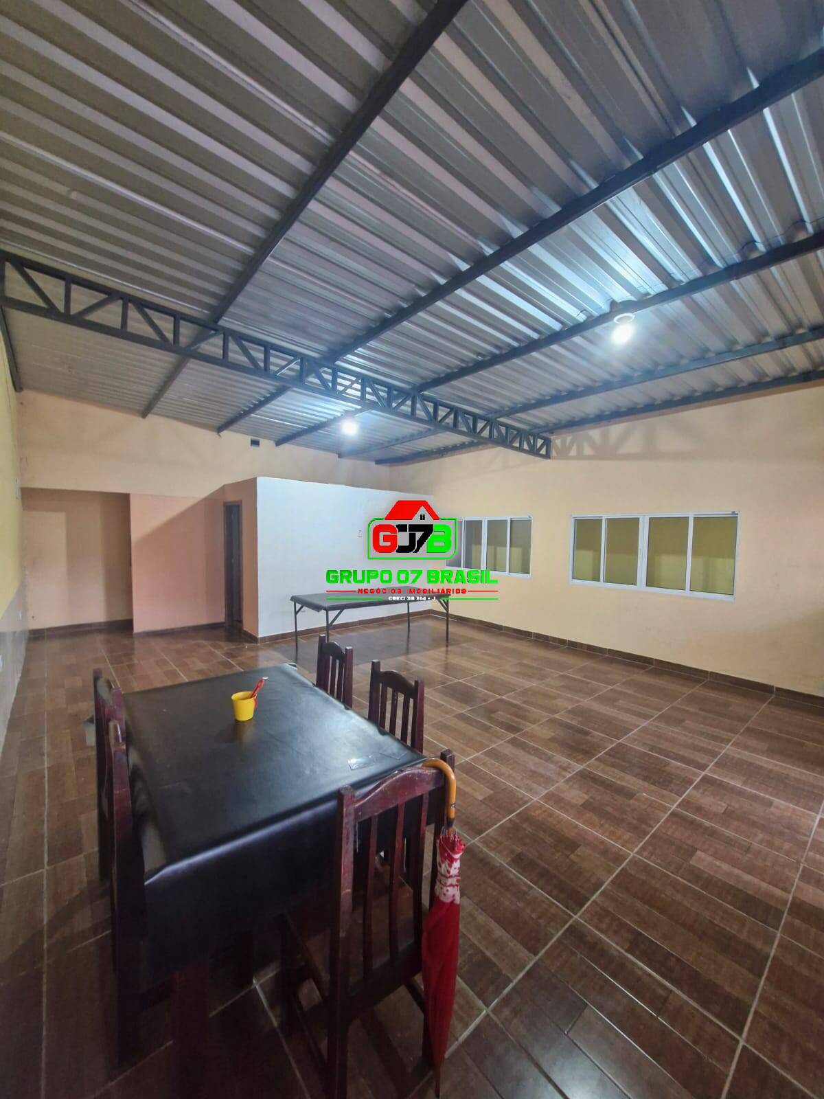 Chácara à venda com 4 quartos, 150m² - Foto 3