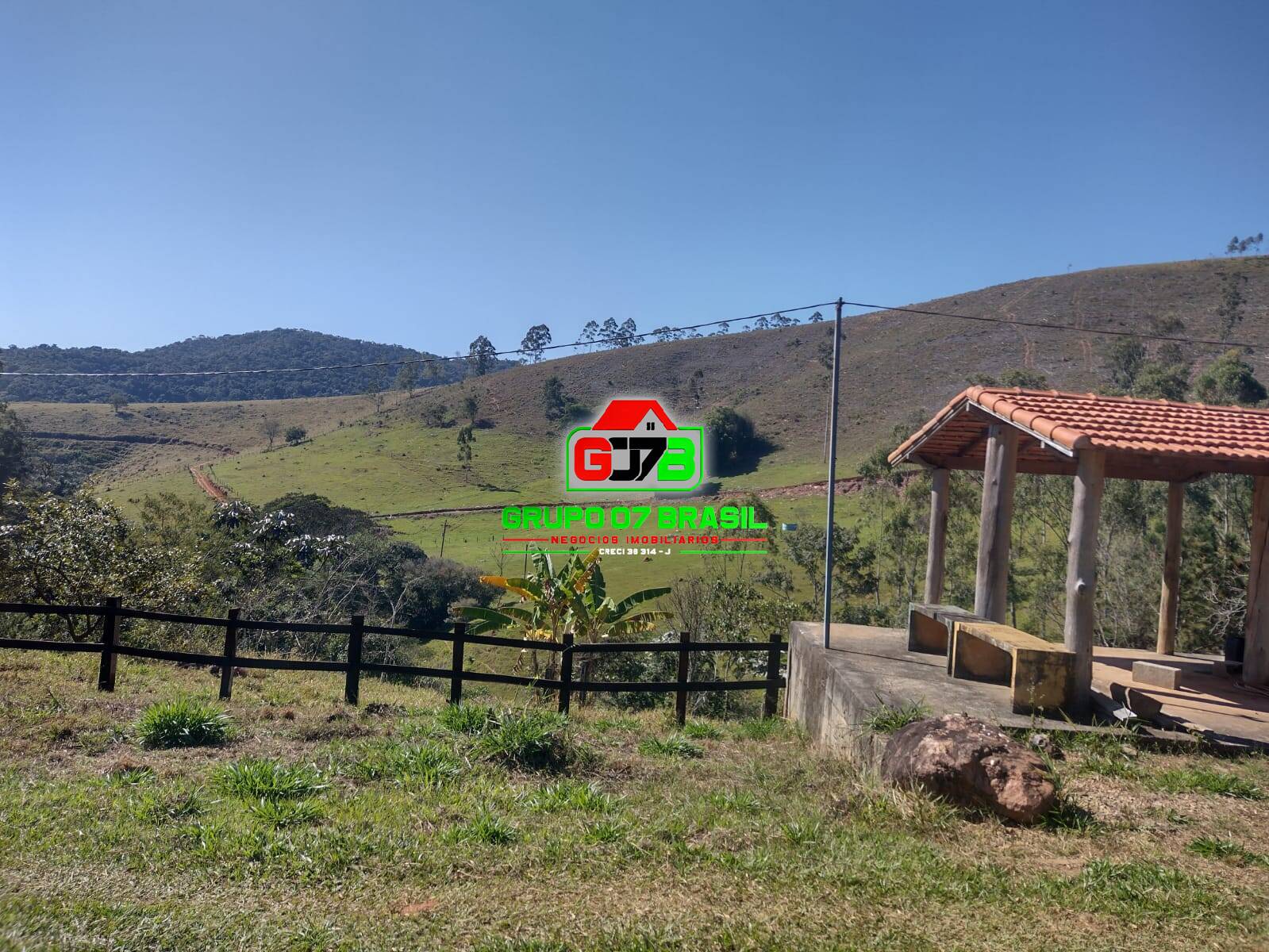 Fazenda à venda com 5 quartos, 200m² - Foto 20