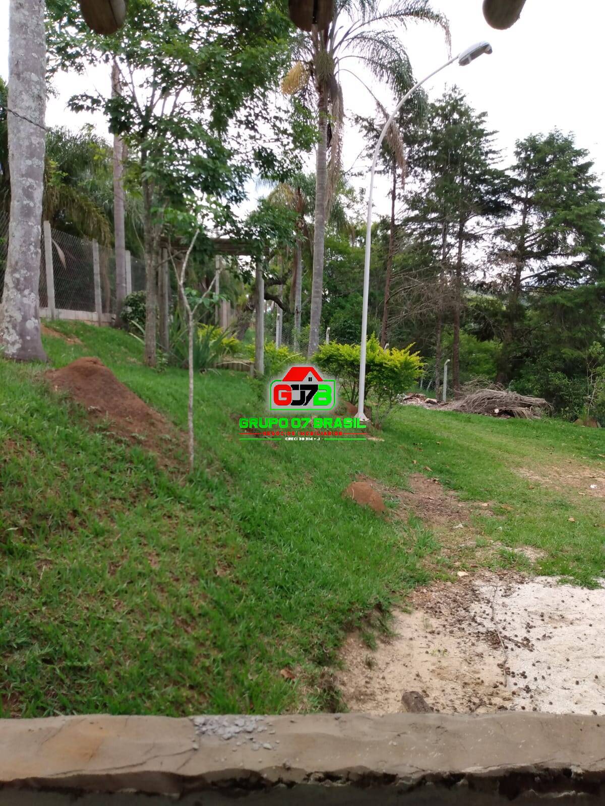 Chácara à venda com 2 quartos, 80m² - Foto 1