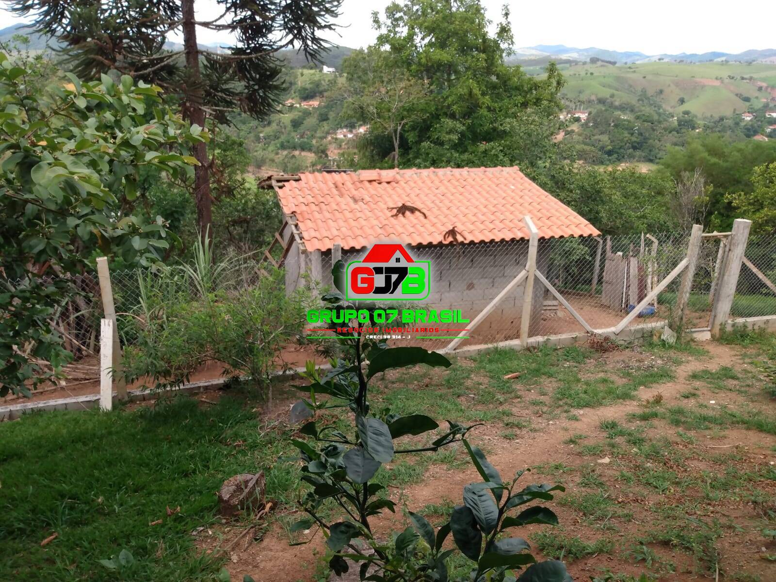 Chácara à venda com 2 quartos, 80m² - Foto 14