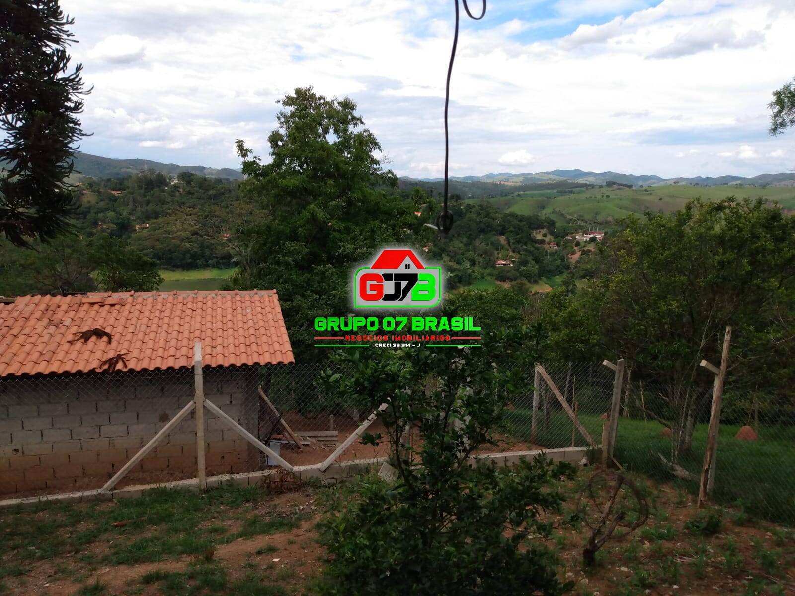 Chácara à venda com 2 quartos, 80m² - Foto 3
