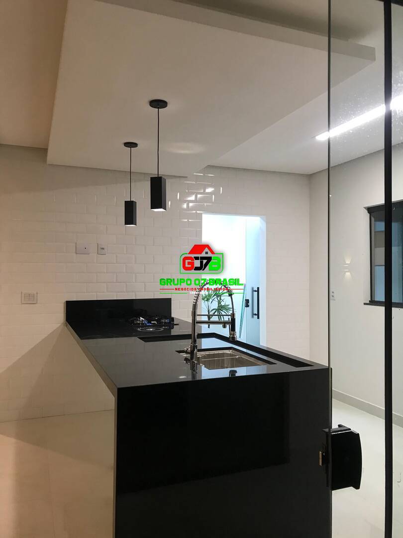 Casa à venda com 3 quartos, 180m² - Foto 16