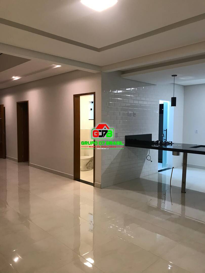 Casa à venda com 3 quartos, 180m² - Foto 18