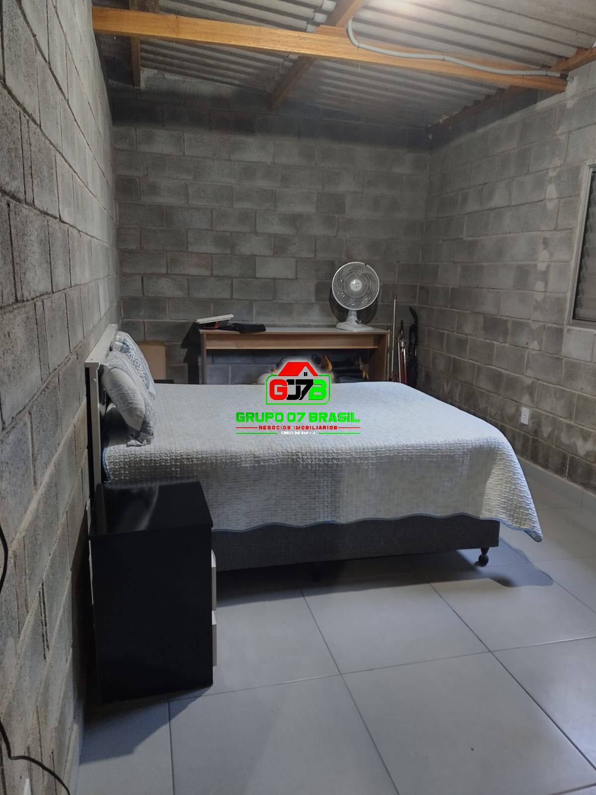Chácara à venda com 2 quartos, 90m² - Foto 25