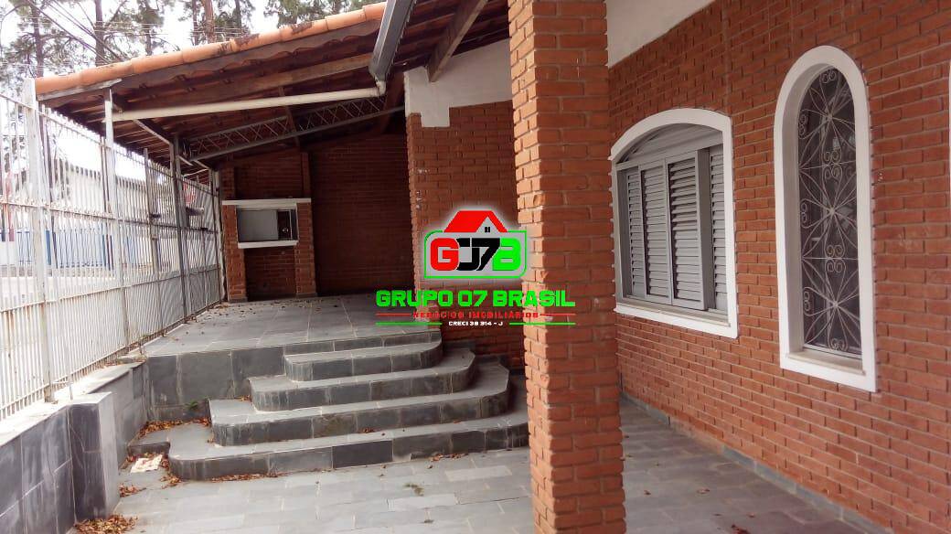 Casa à venda com 4 quartos, 166m² - Foto 1