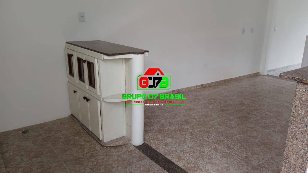 Casa à venda com 4 quartos, 166m² - Foto 9