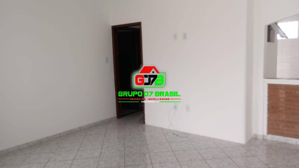 Casa à venda com 4 quartos, 166m² - Foto 14