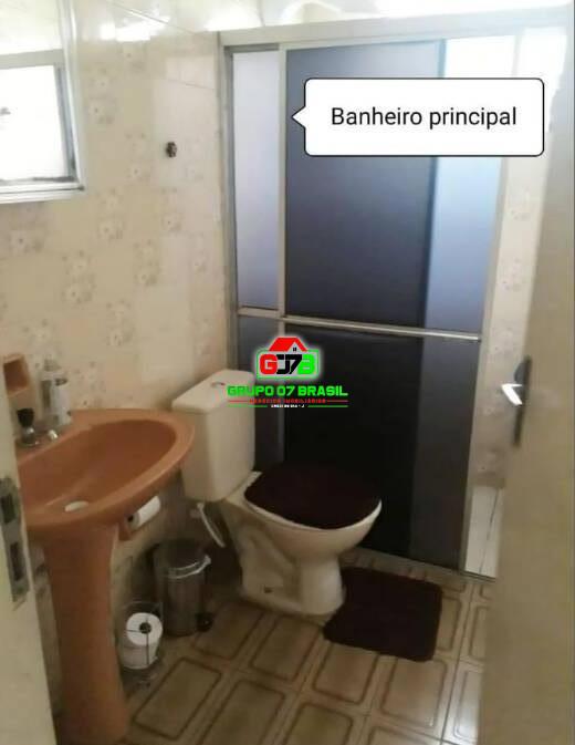 Casa à venda com 5 quartos, 180m² - Foto 6