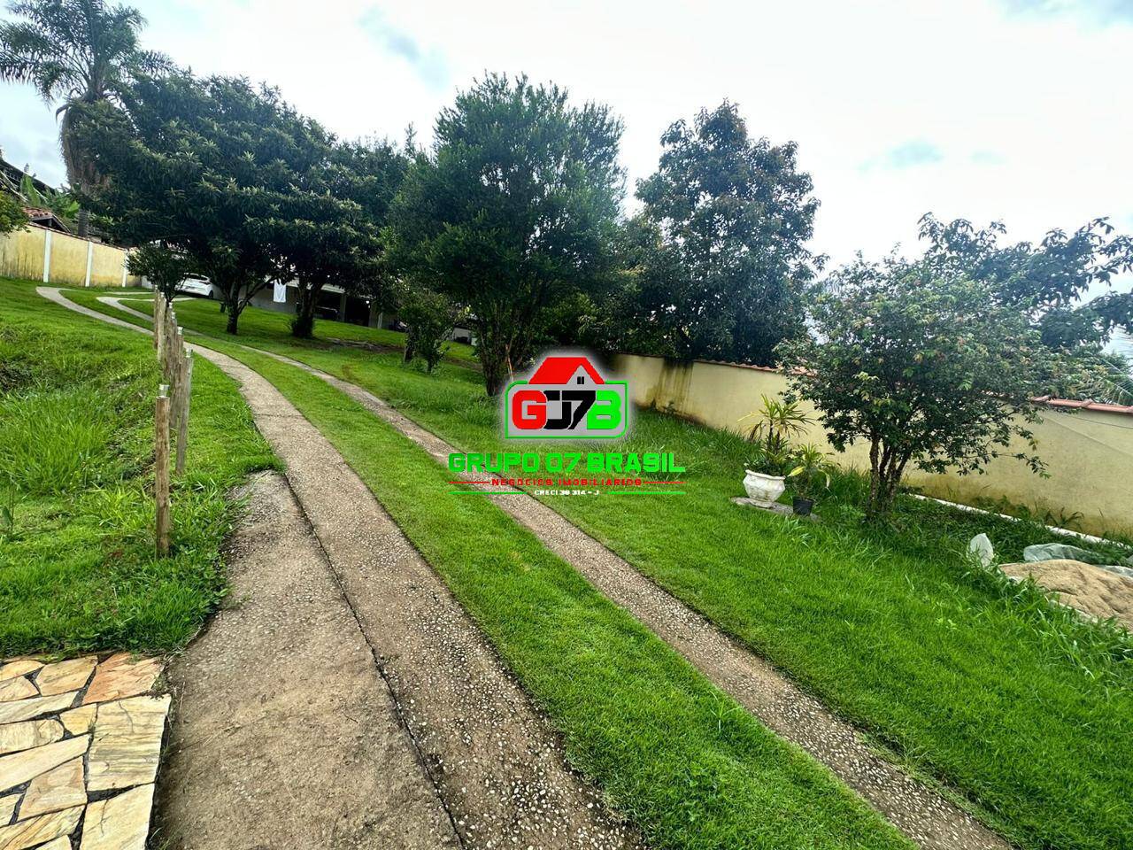 Chácara à venda com 2 quartos, 100m² - Foto 1