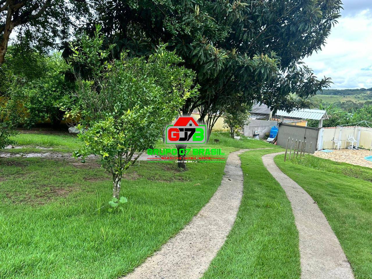 Chácara à venda com 2 quartos, 100m² - Foto 13