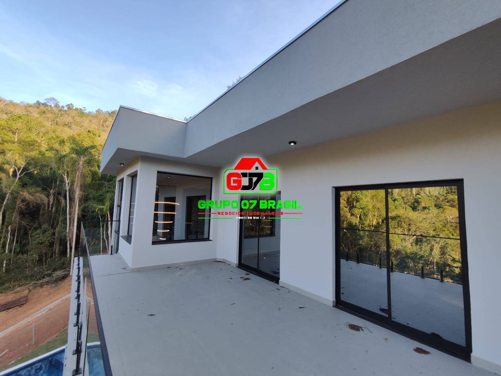 Casa à venda com 3 quartos, 350m² - Foto 32